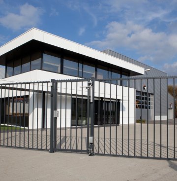 LOCINOX® GBMU4D20 navařovací pant M20, otevíratelný 180°, nastavitelný 3D, pozink